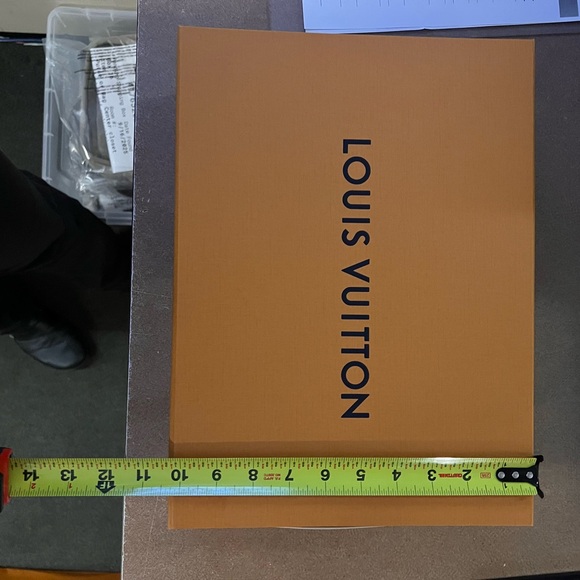 Louis Vuitton Signature Orange Box - Picture 3 of 4